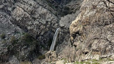 پیاده روی و چشم انداز آبشار